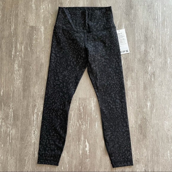 $4.99 Shipping! Lululemon WU HR Tight 25" Lux - Picture 3 of 7